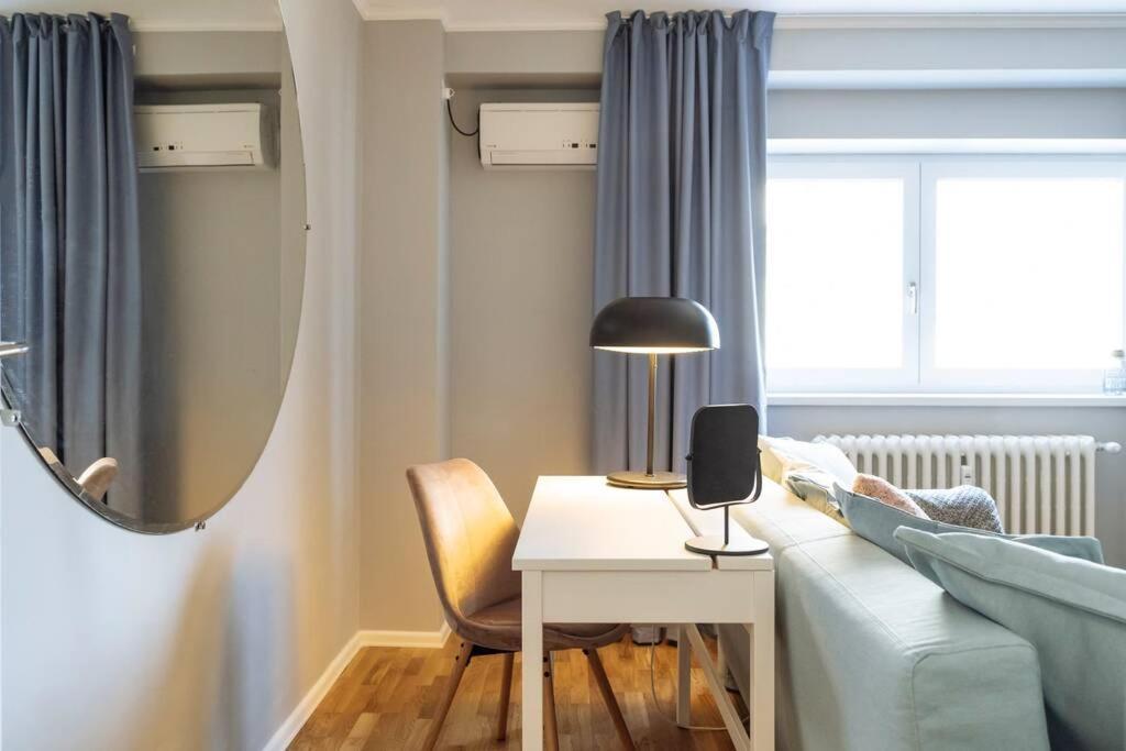 Good Vibes Central Apartment Bucharest Exterior photo
