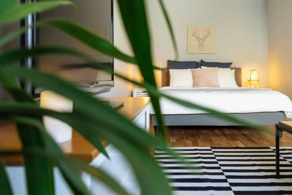 Good Vibes Central Apartment Bucharest Exterior photo
